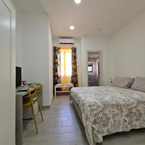 Le Stanze Di Veronica , Napoli Italia